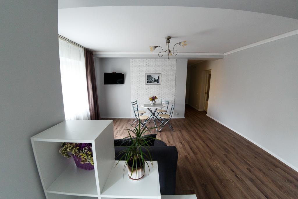 Chornovola Avenue Apartment Lviv Luaran gambar